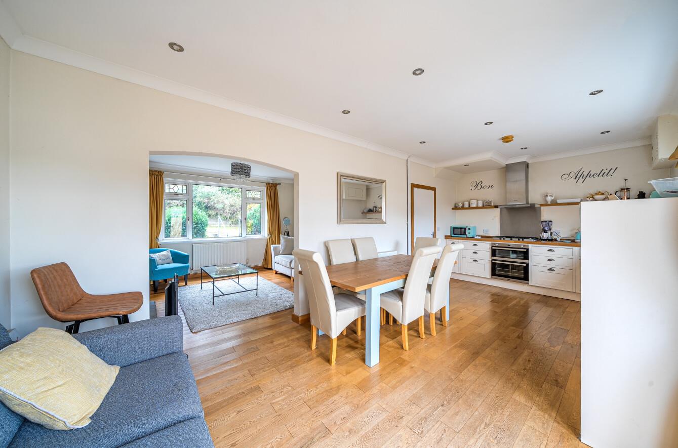 St. Margarets Drive, Llanelli, SA15 4EW